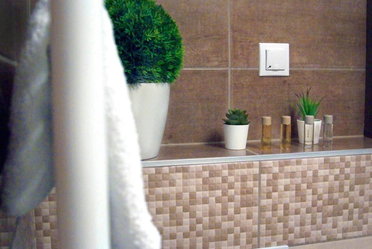 Victoria Apartman Kecskemet Bagian luar foto