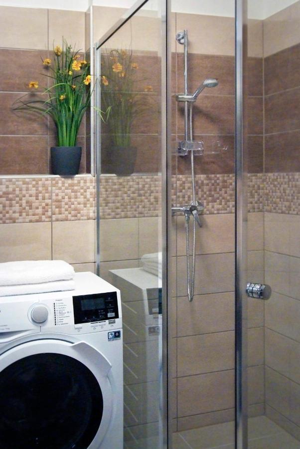Victoria Apartman Kecskemet Bagian luar foto